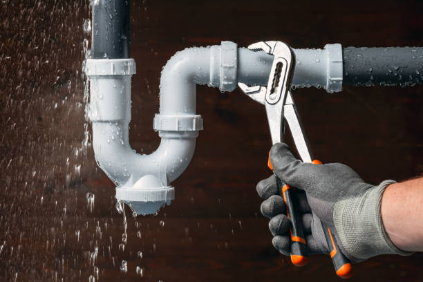Professional Leak Detection technician working in Hopewell, OH